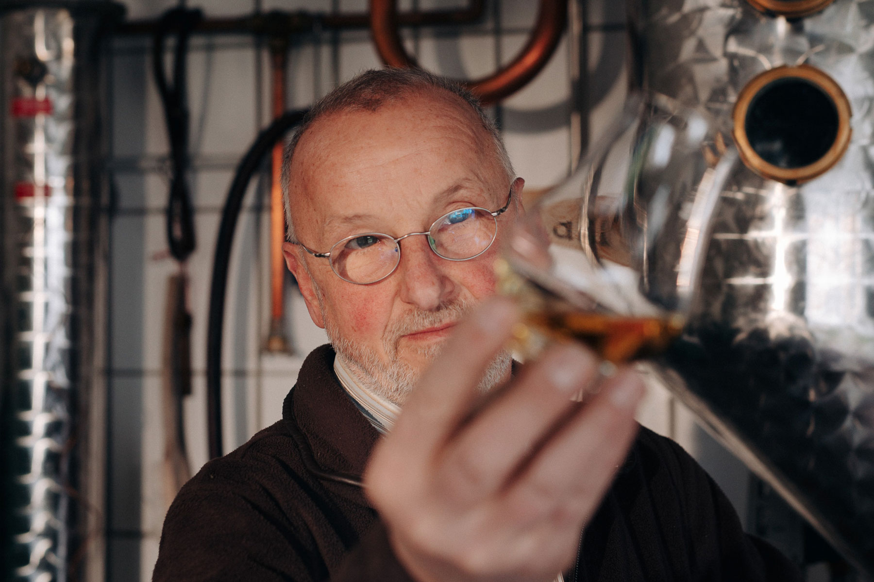 Bernhard Höfler im Weingut Höfler in Alzenau / Michelbach